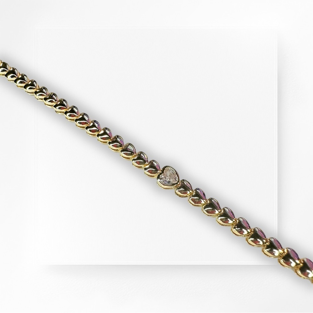 NEW Gold-Plated Heart Shaped Tennis Bracelet w/ Single CZ Heart - 19cm Long - Picture 3 of 16
